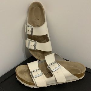 White Birkenstock’s Size 37